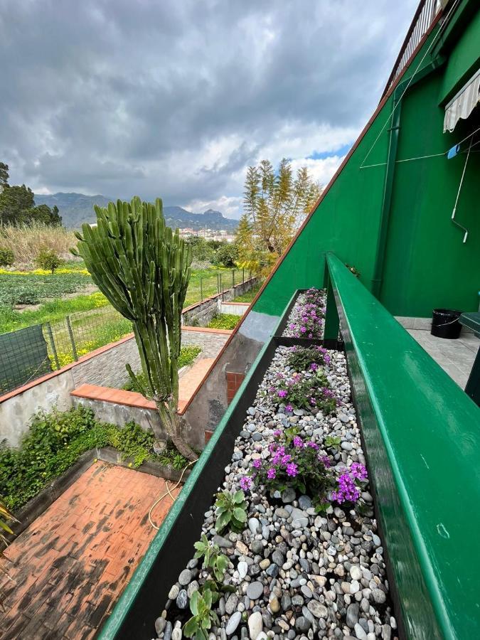 דירות Schiso Casa Dei Fiori Con La Vista A Taormina מראה חיצוני תמונה